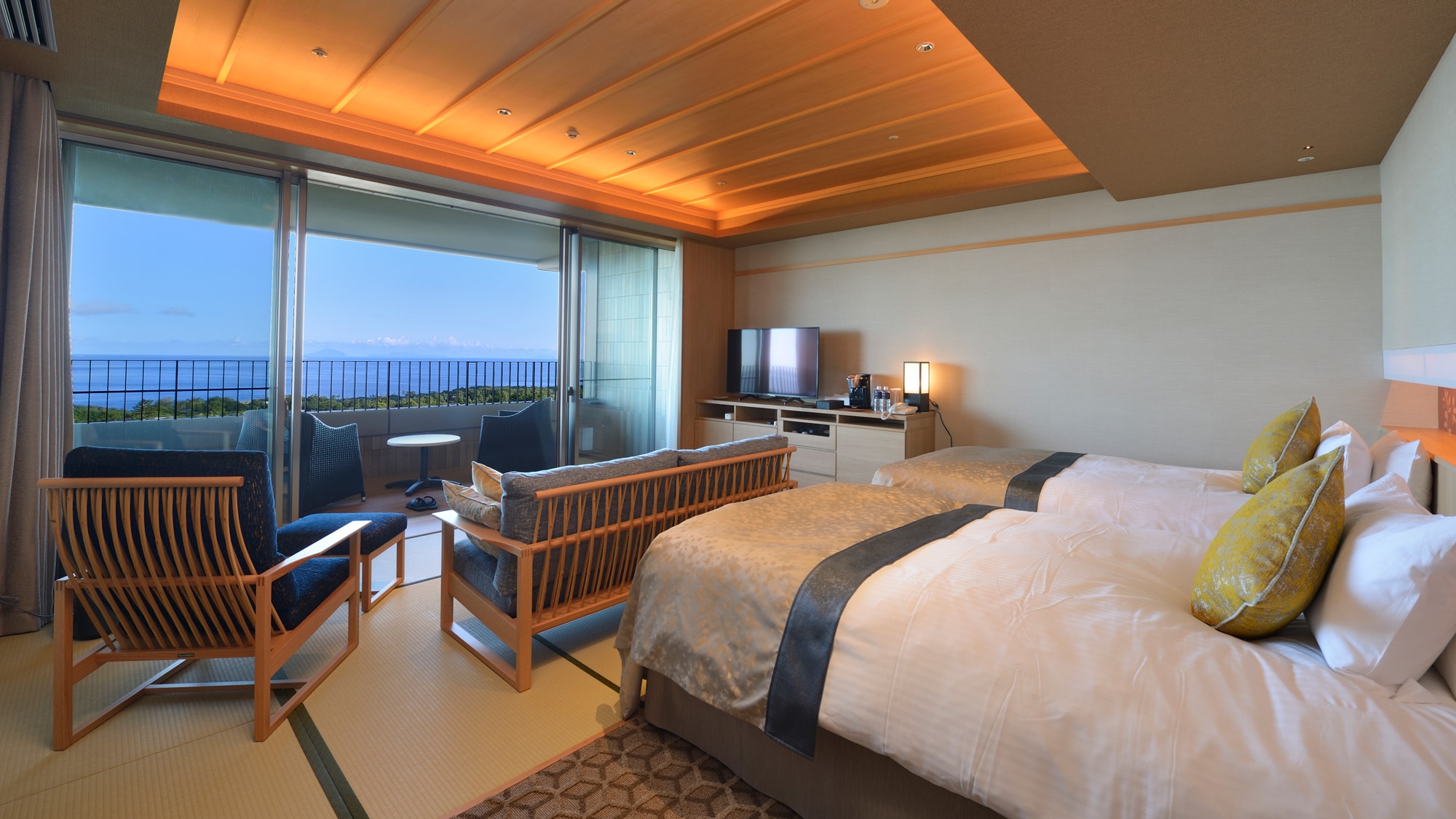 Premium suite / with hot spring open-air bath (80 square meters)