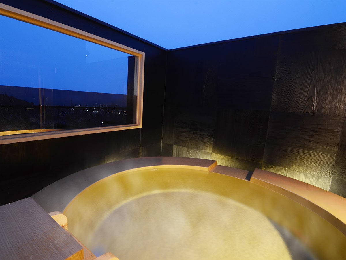 ・[Special room only: Open-air observation bath Ruri]