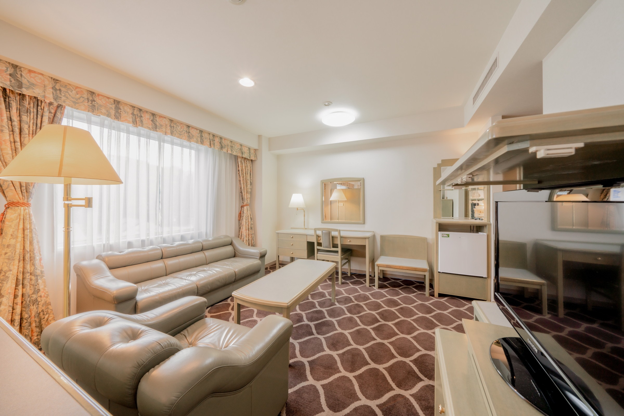 ◆Kamar suite merokok◆