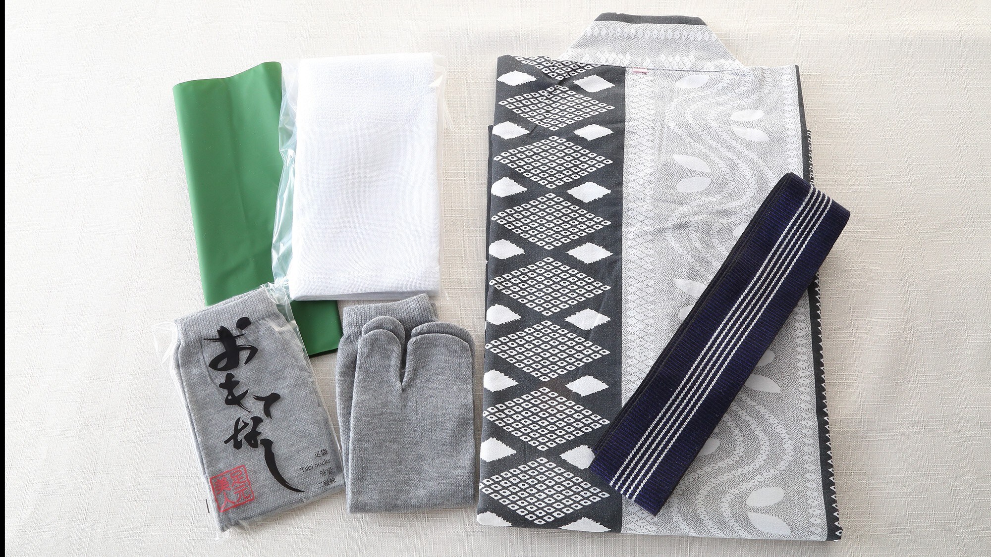 Room amenities (yukata)