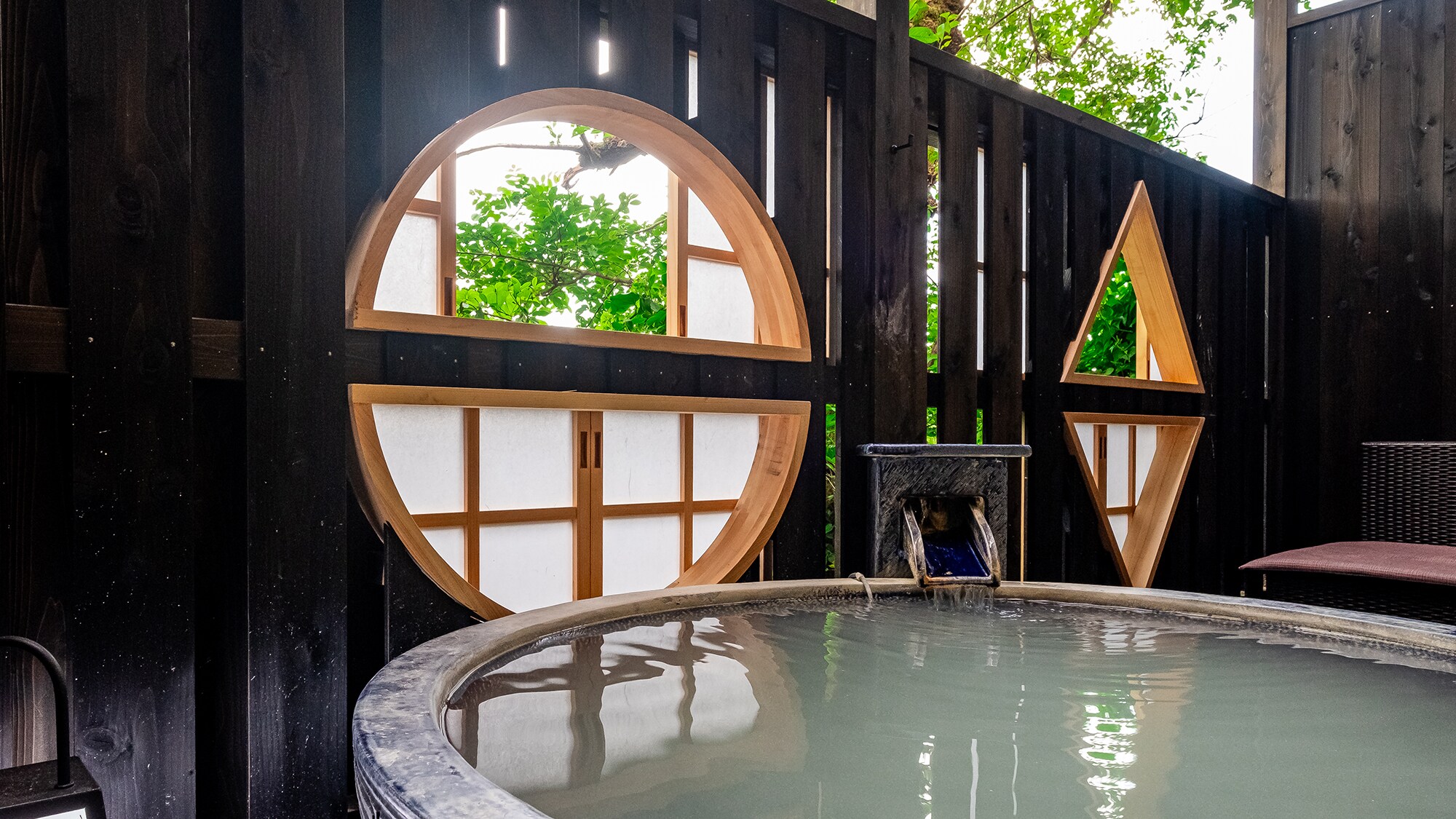 <35m2 type> [With open-air bath (2 rooms only)] Japanese-Western room with a view of the somma