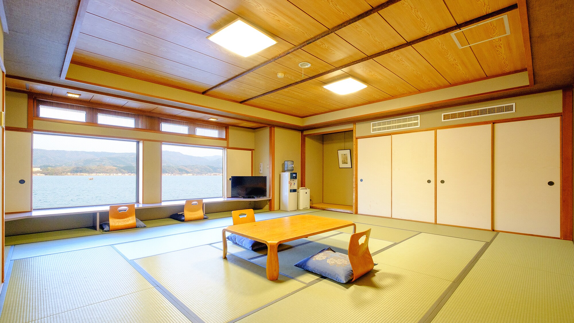 [Suikintei - Phòng kiểu Nhật rộng 15 tatami] Hoàn hảo cho các nhóm đang tìm kiếm một mức giá tốt♪