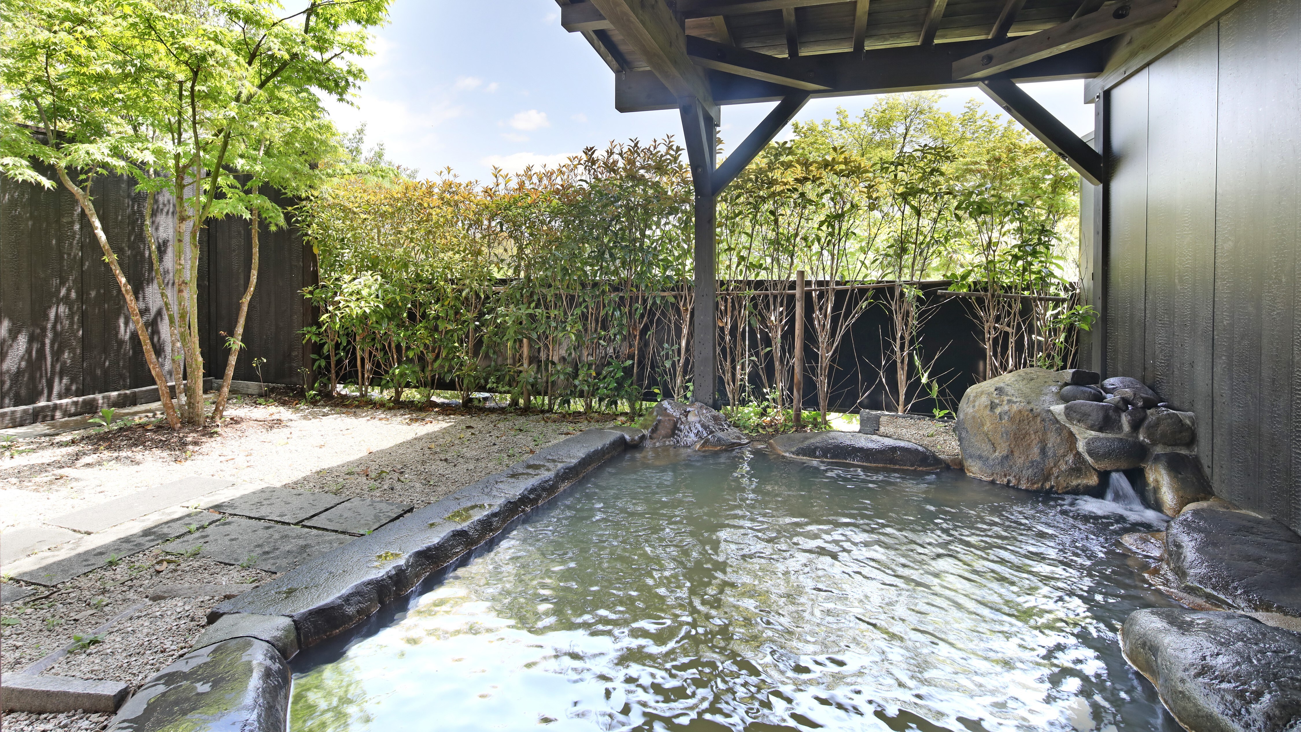 With open-air bath [One Japanese-style room] 12 tatami mats [Iori]
