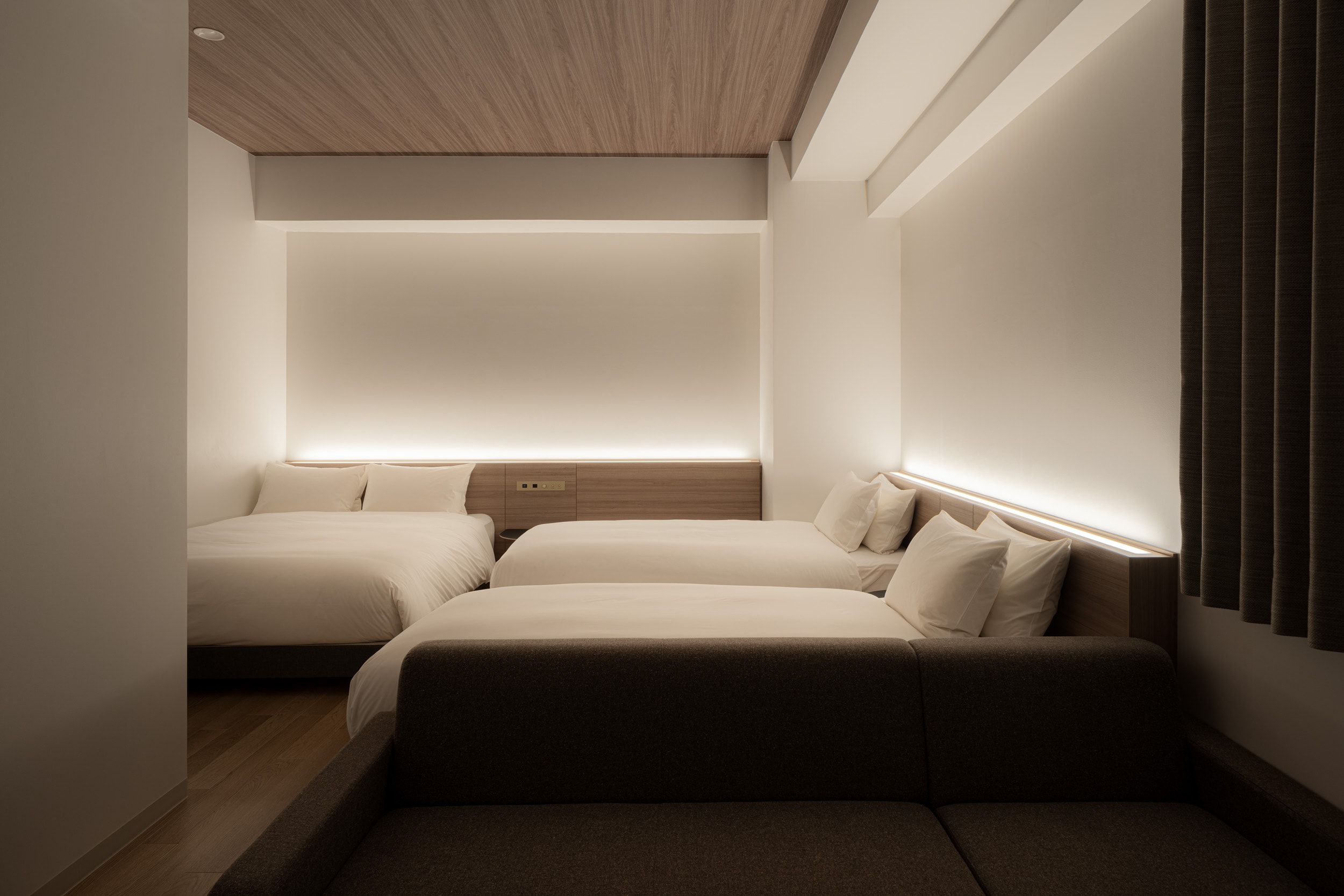 Force room 3 beds คุณสามารถใช้เวลาพักผ่อนกับครอบครัวของคุณ