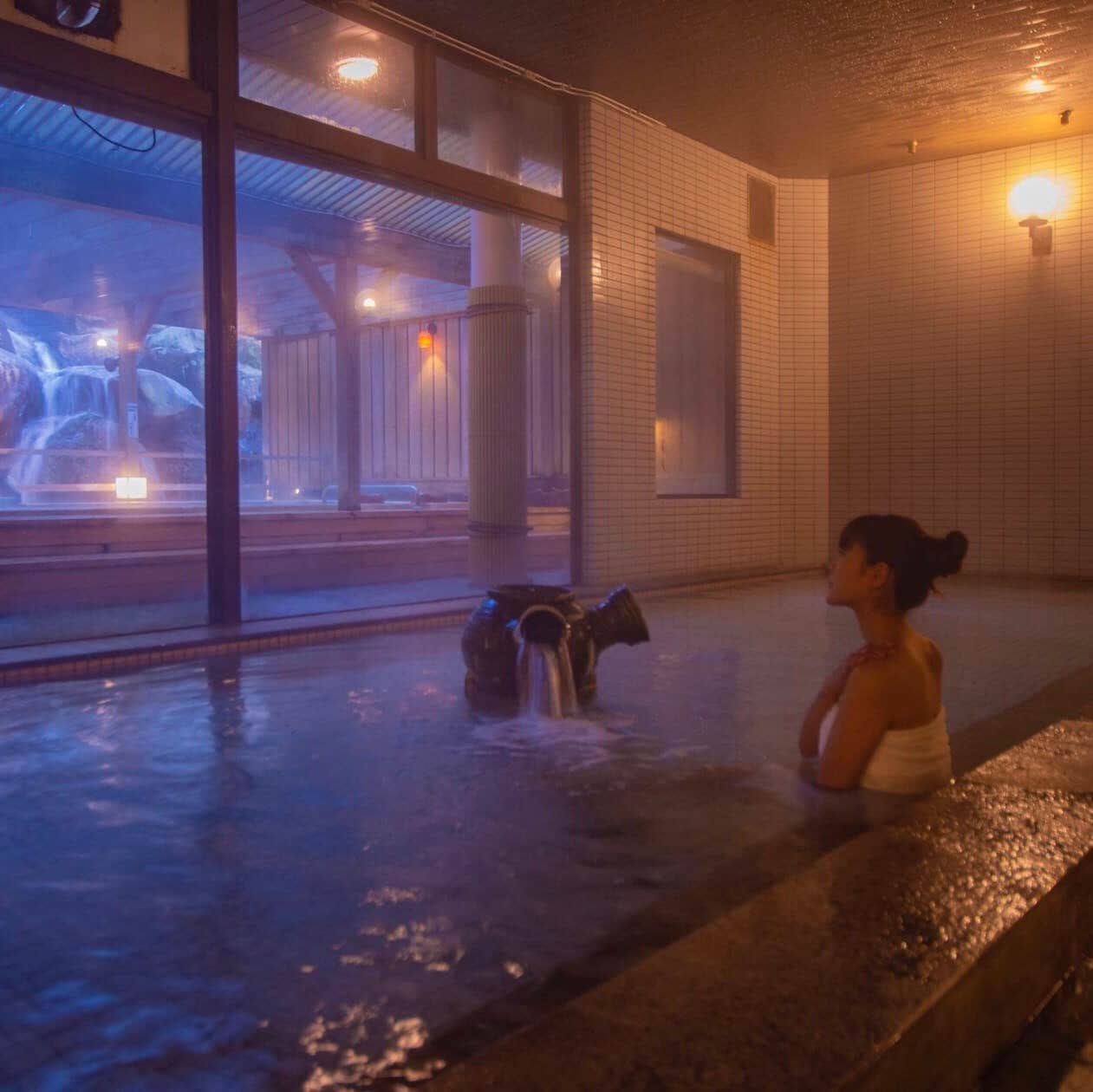 Women's public bath "Akane no Yu"