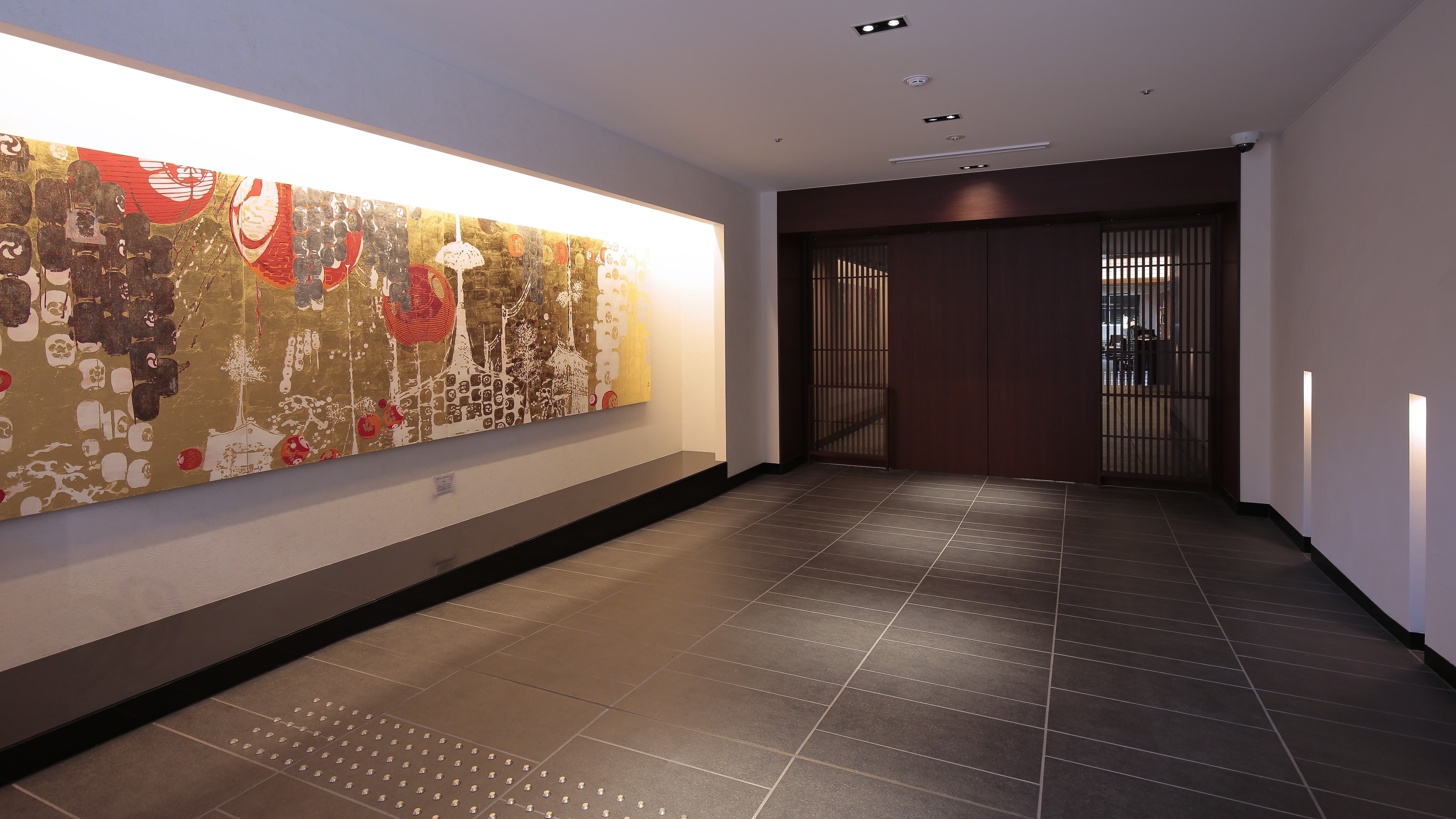 【ホテルエントランス】