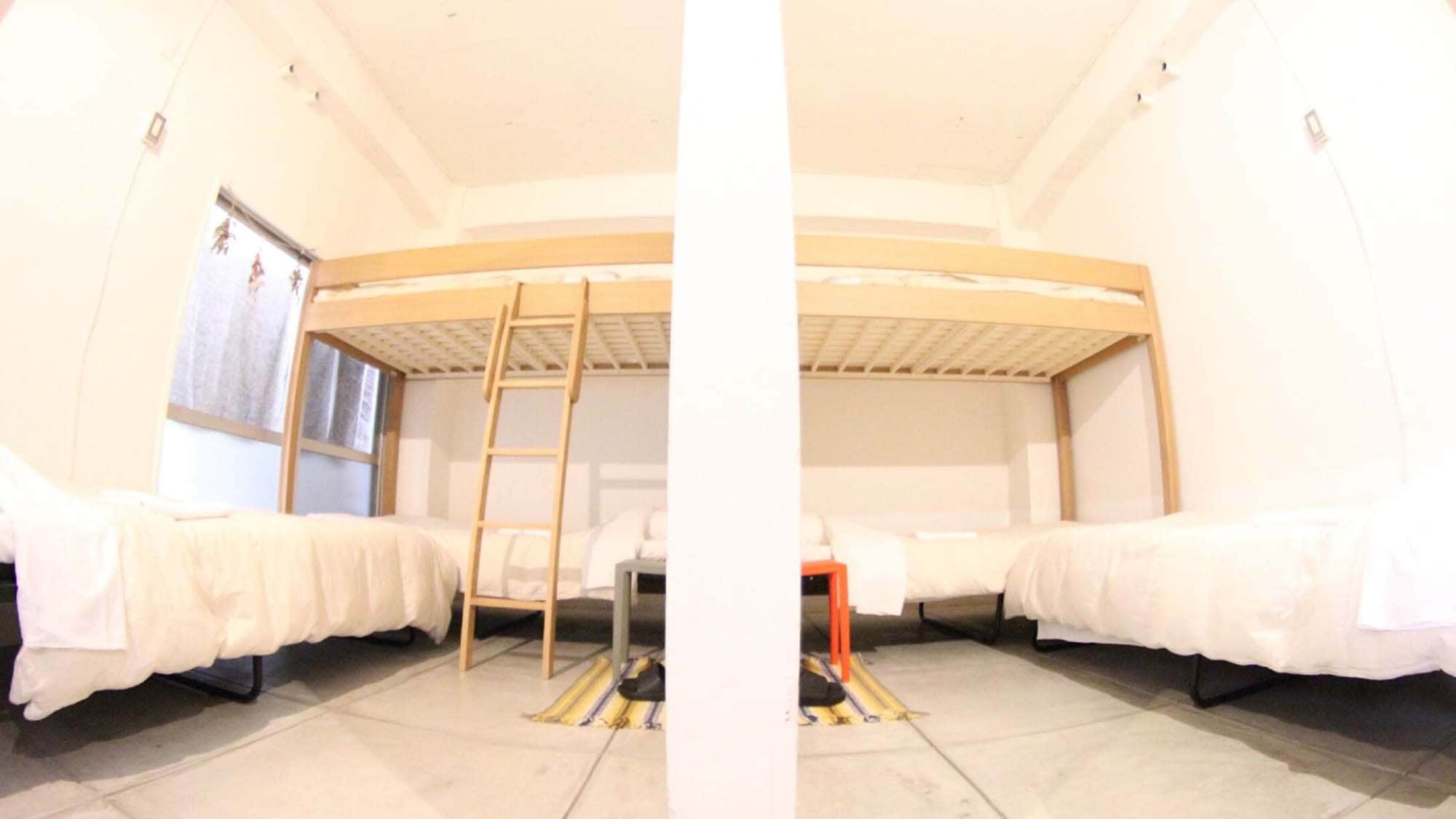 ・[Private room "studio"] This is a private room with a floor reserved like a small villa.