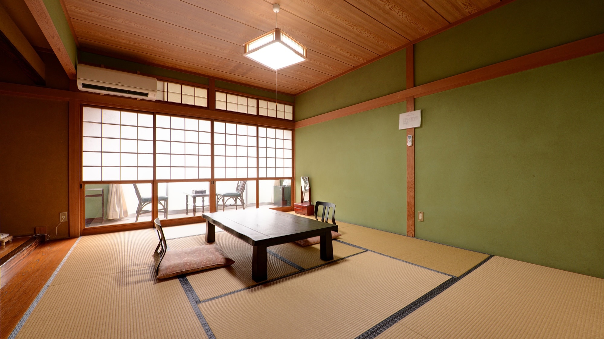 * [Room] Omakase Japanese-style room * Up to 5 people can stay