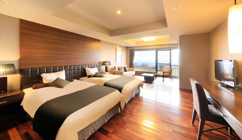 Customize | Deluxe Twin Room 1