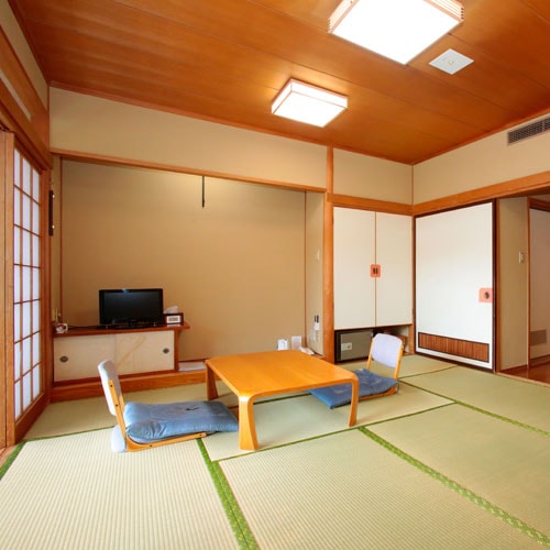 [Japanese-style room, 7.5 to 10 tatami mats] The Japanese-style room is located on the Besshonuma Park side.
