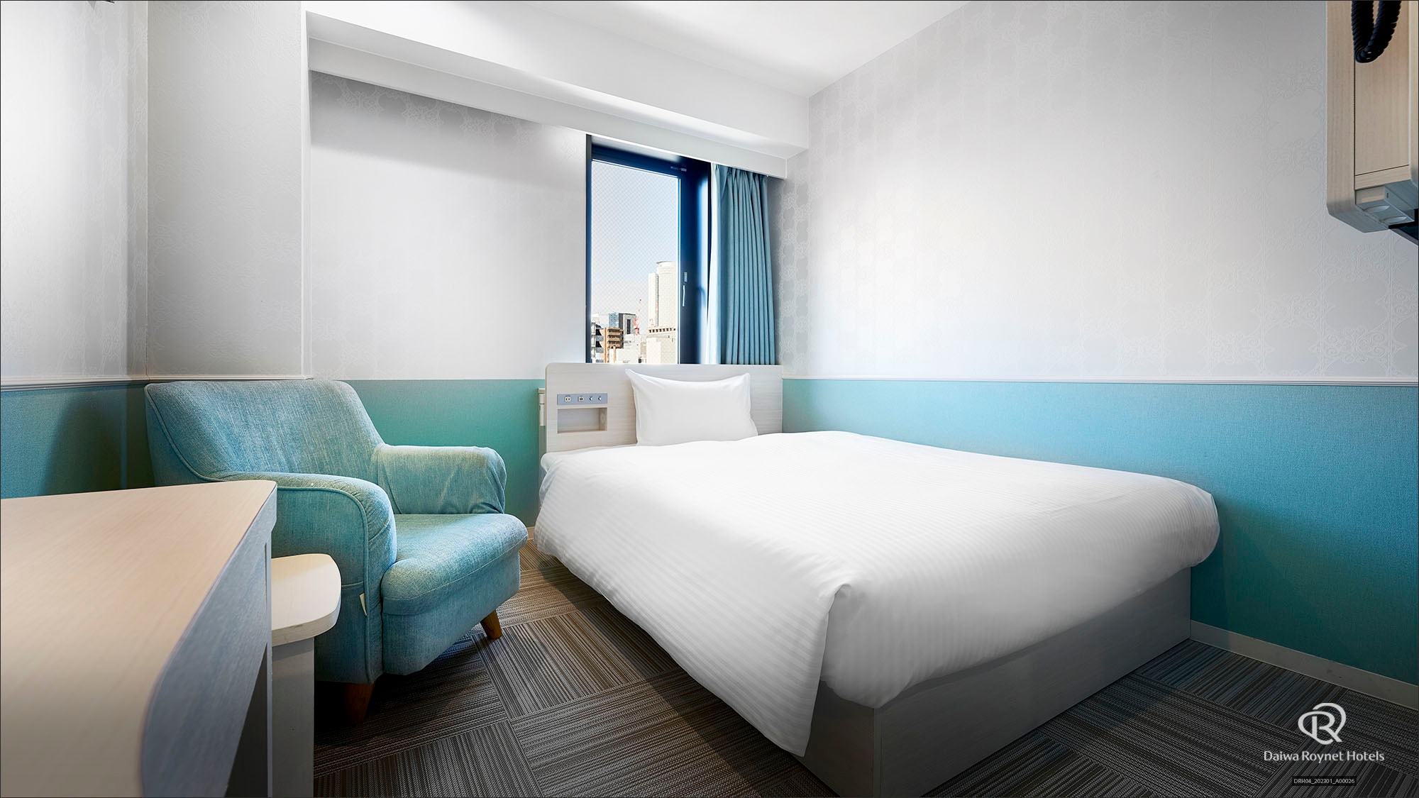 Standard double room (shower type)