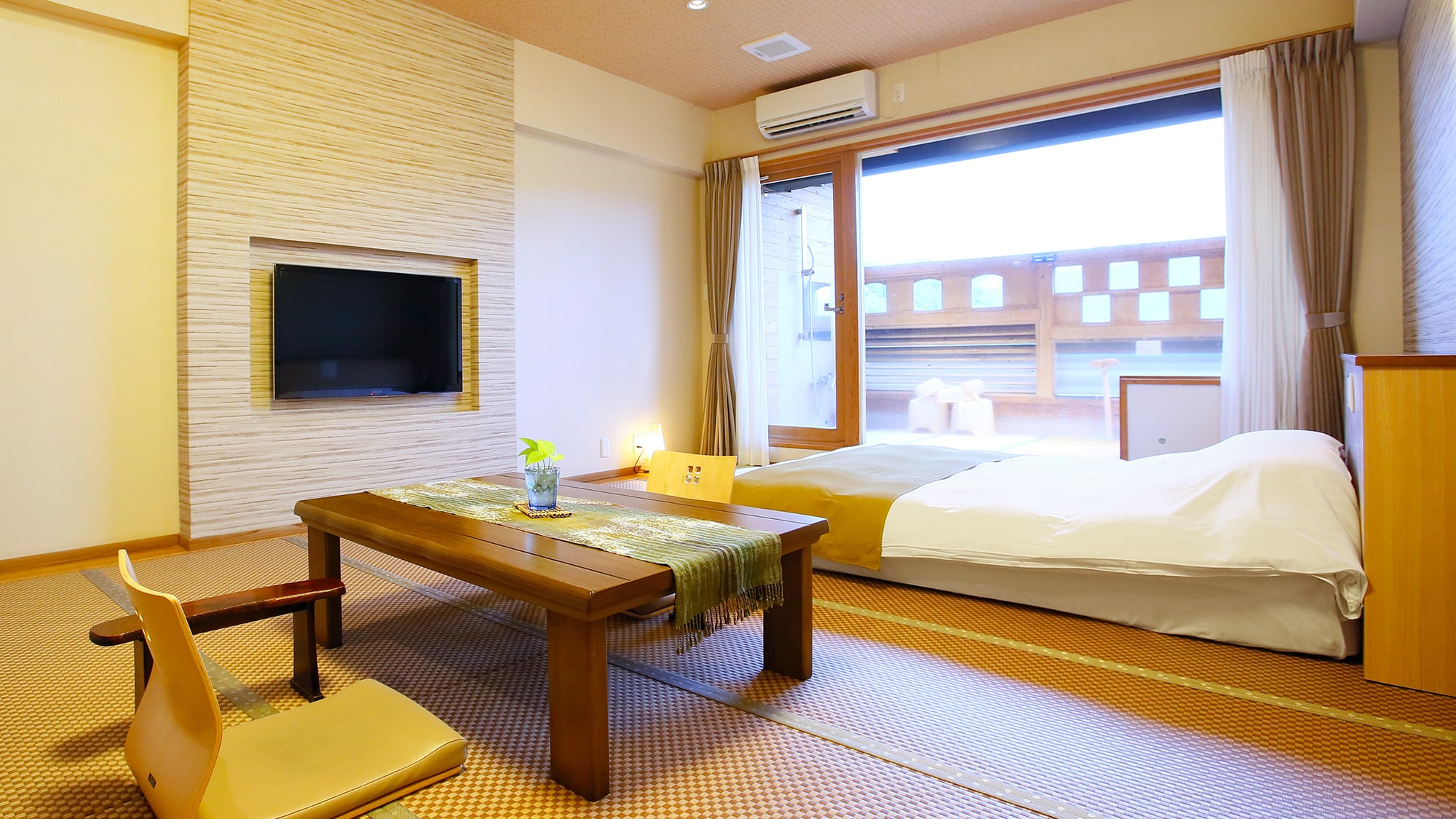 [Main Building] Hayato <Double / Non-smoking> Room with tatami mats