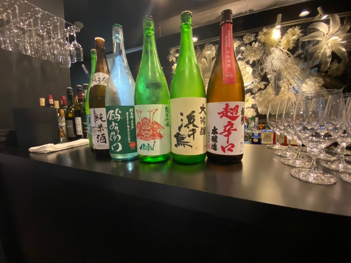我們提供的清酒具有在東北獨特氣候下培育出的細膩口味和香氣。