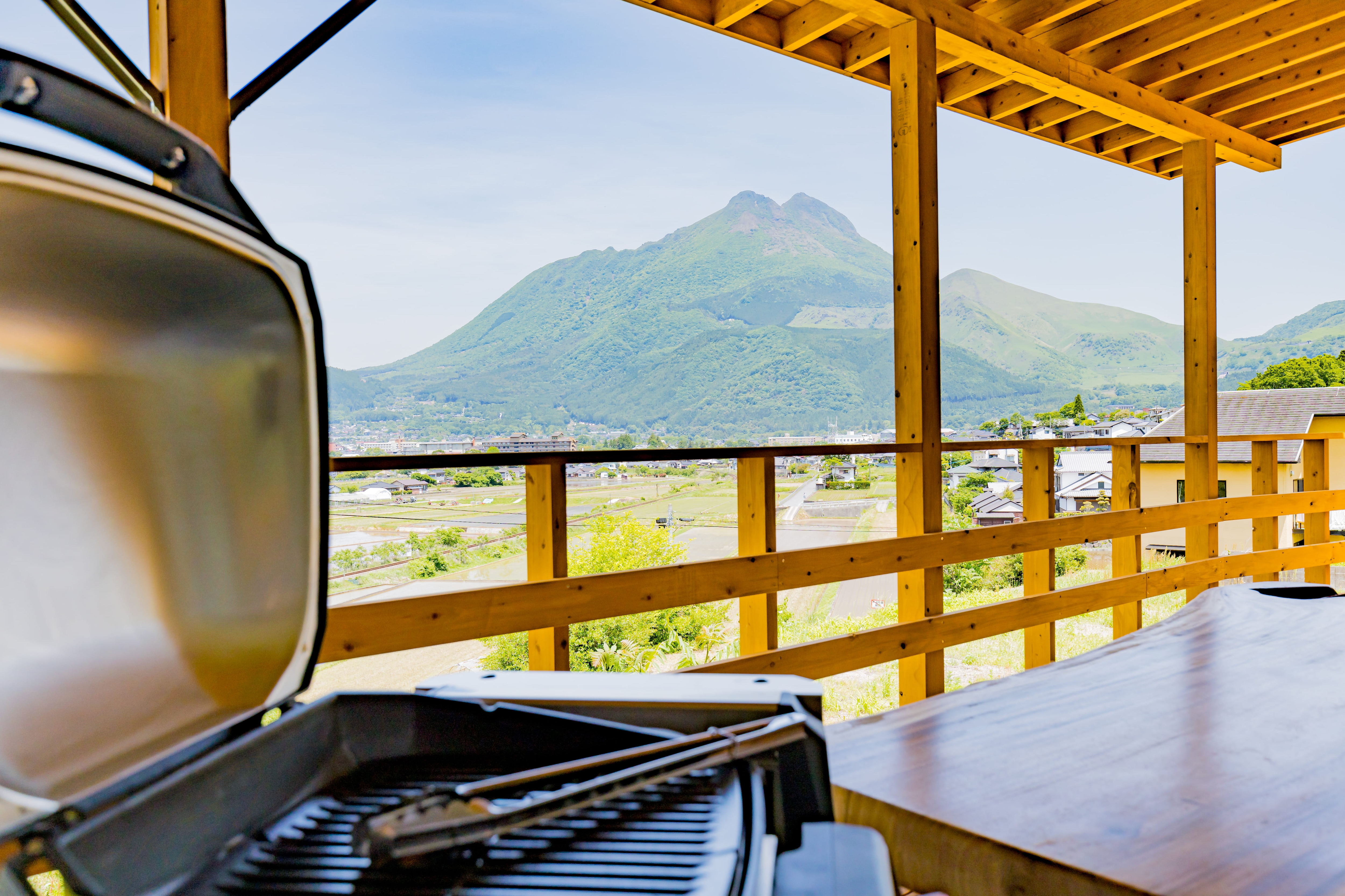 BBQ equipment (image)