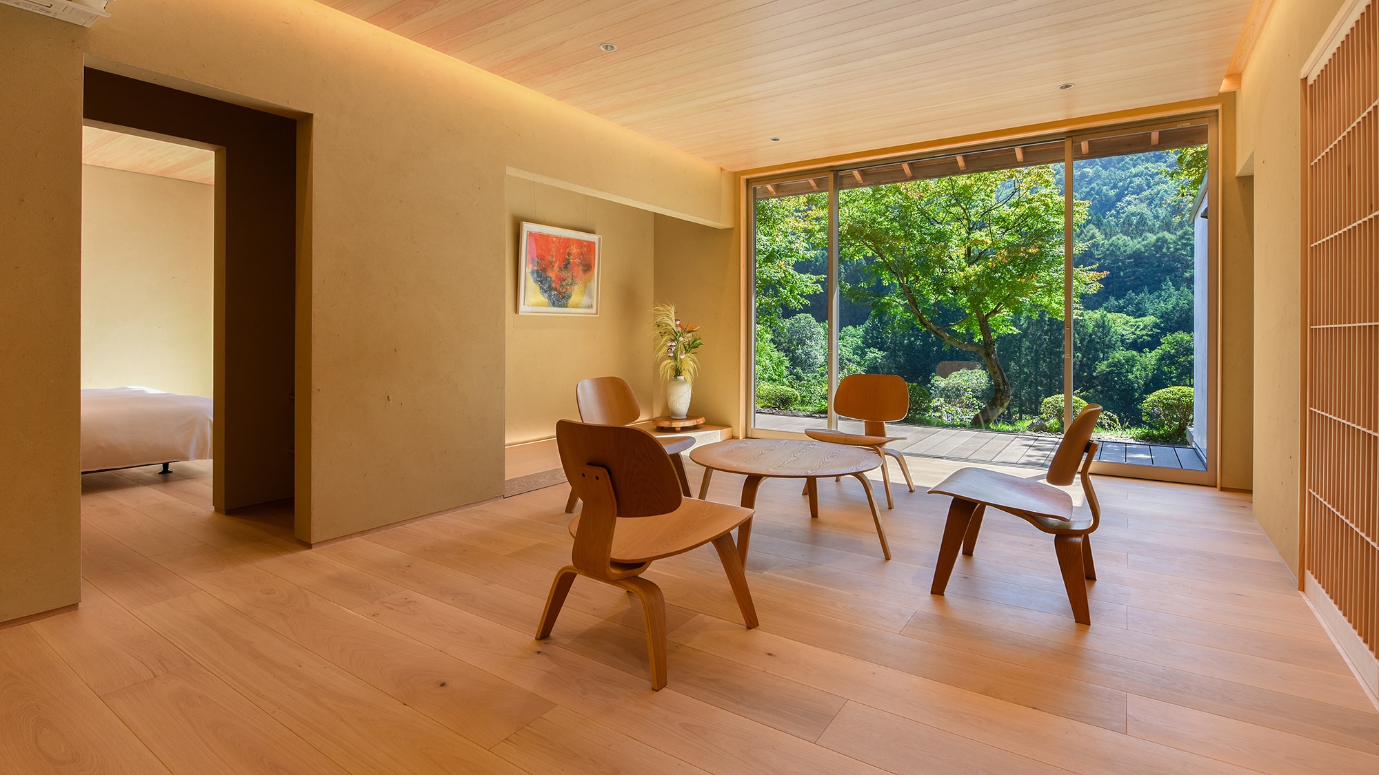 *Superior Japanese-Western Room/A Japanese-Western room with a relaxing Japanese-style room and a bed, providing excellent functionality.
