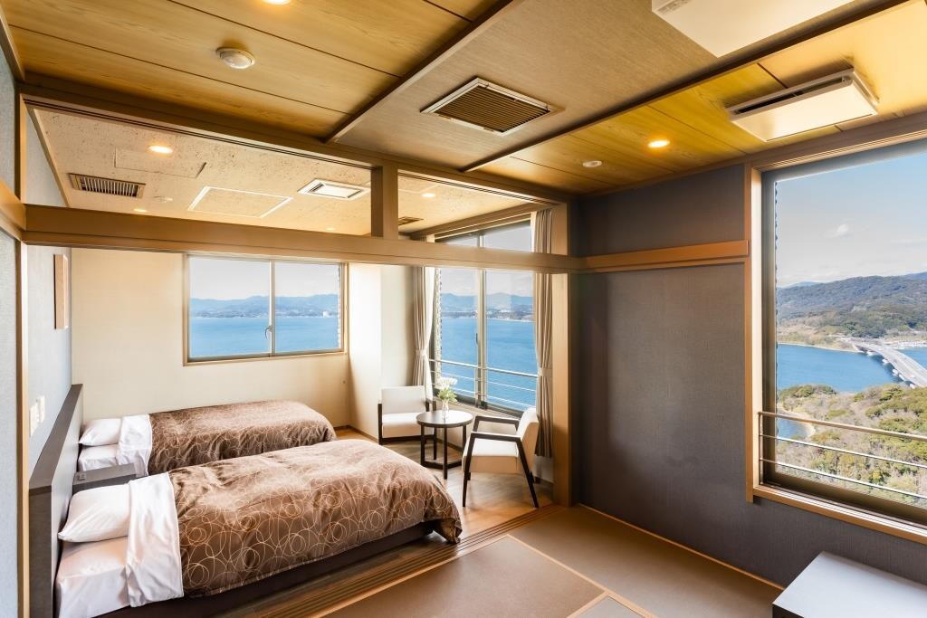 Japanese-Western style room