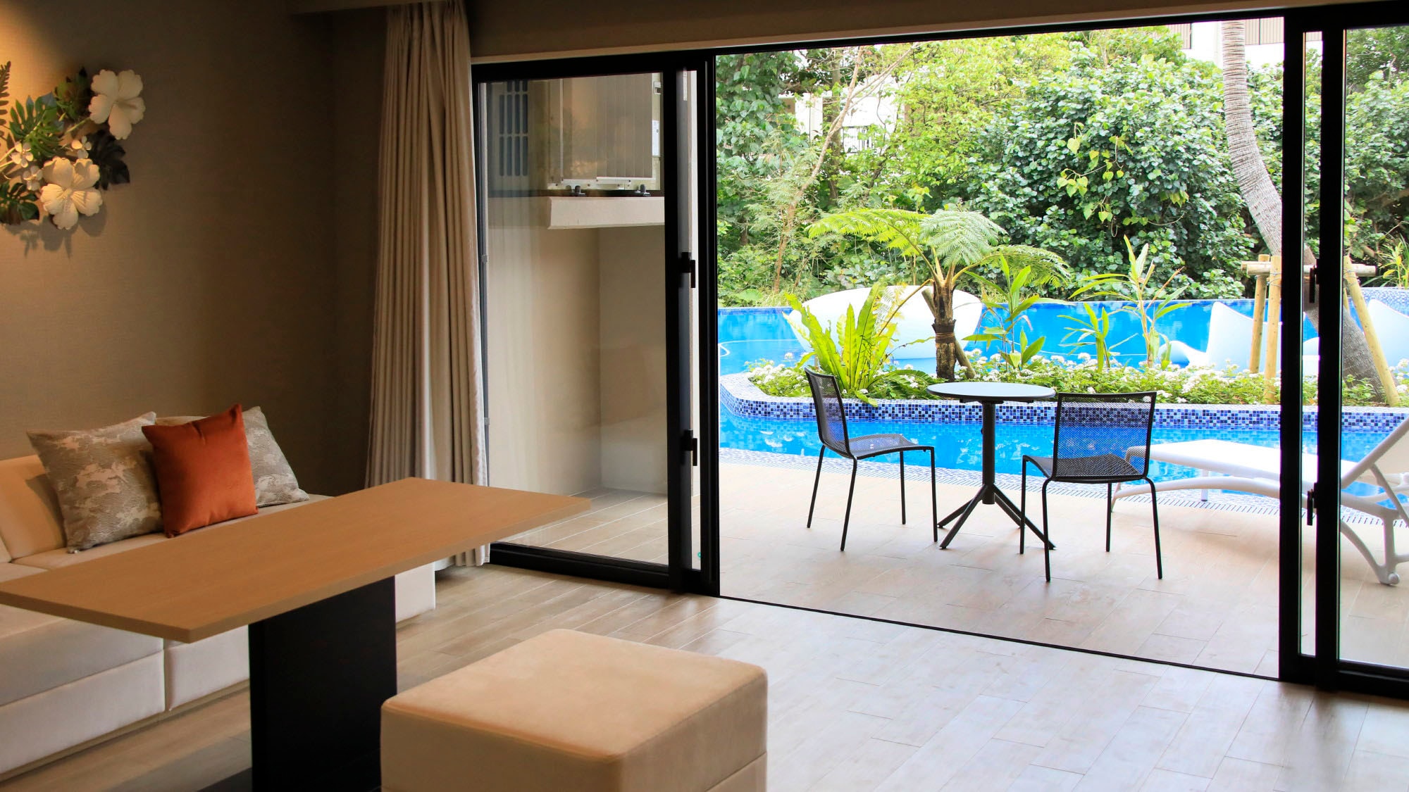 [Forest Wing/Direct pool access] Enjoy a relaxing time