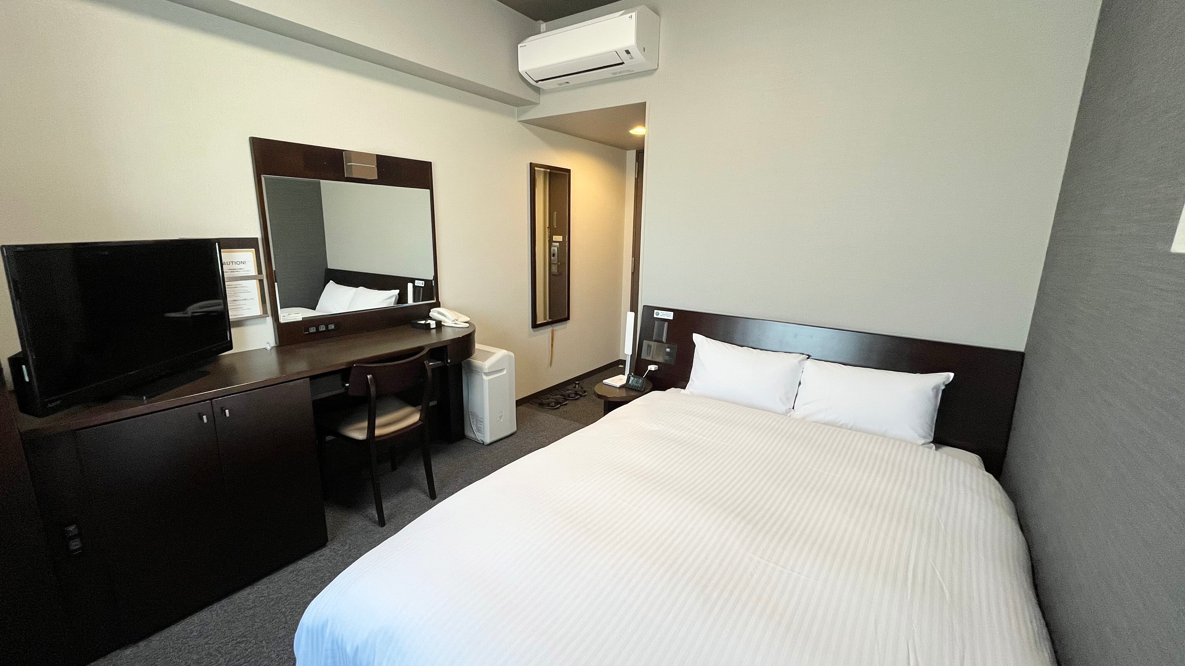 Comfort Semi-Double Room