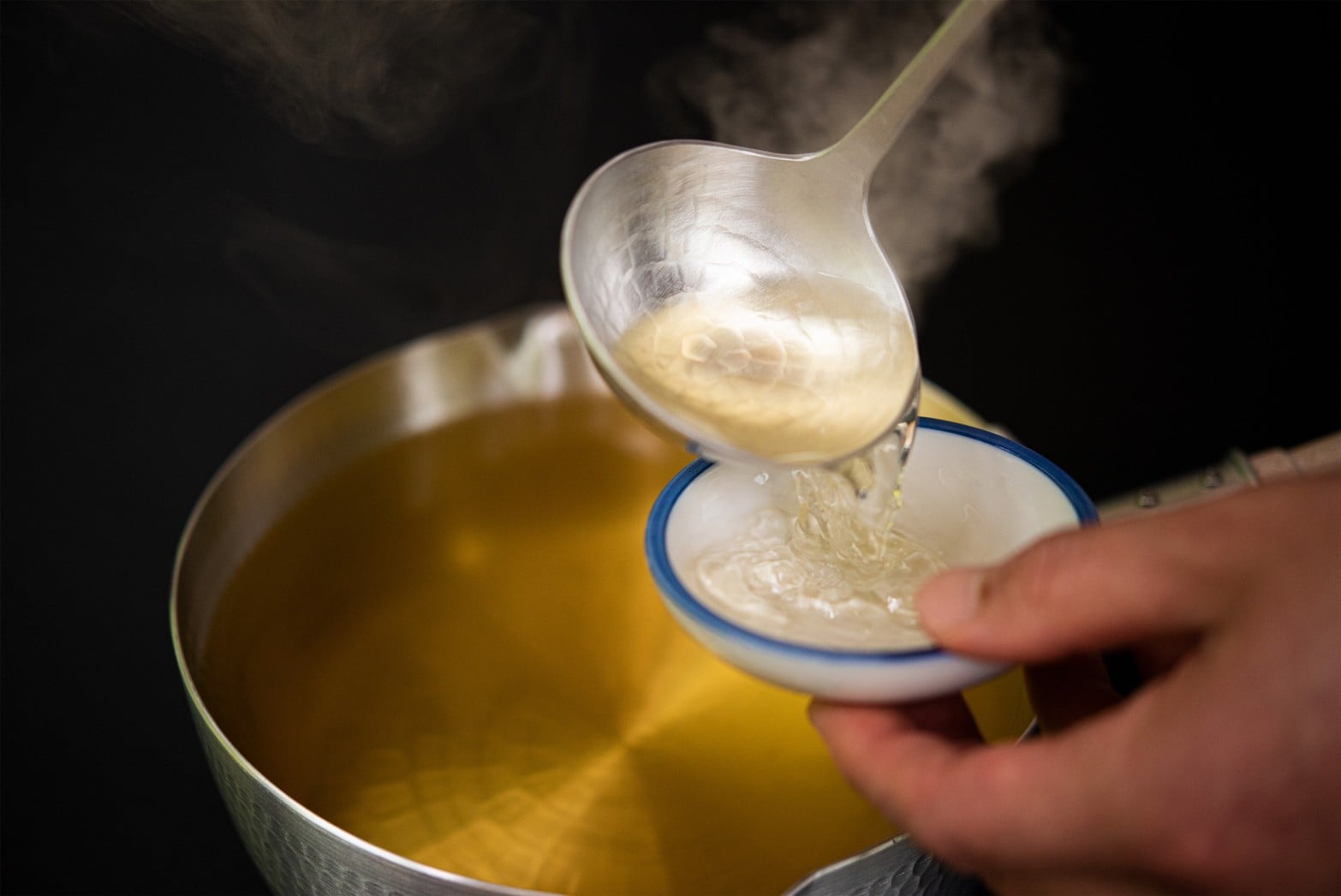 Nước dùng vàng của MUKU