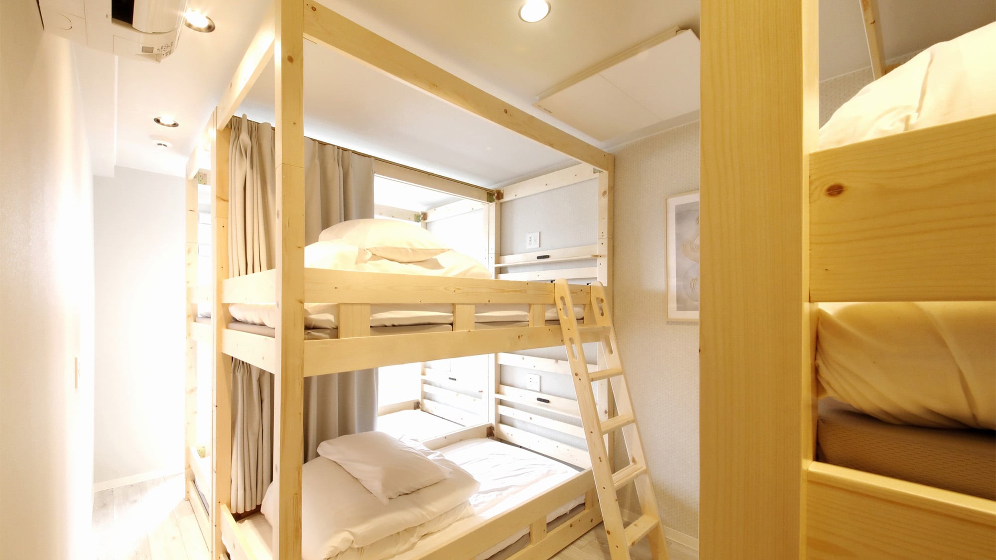 ・[Premium Room/9 beds] This room has 3 bunk beds.