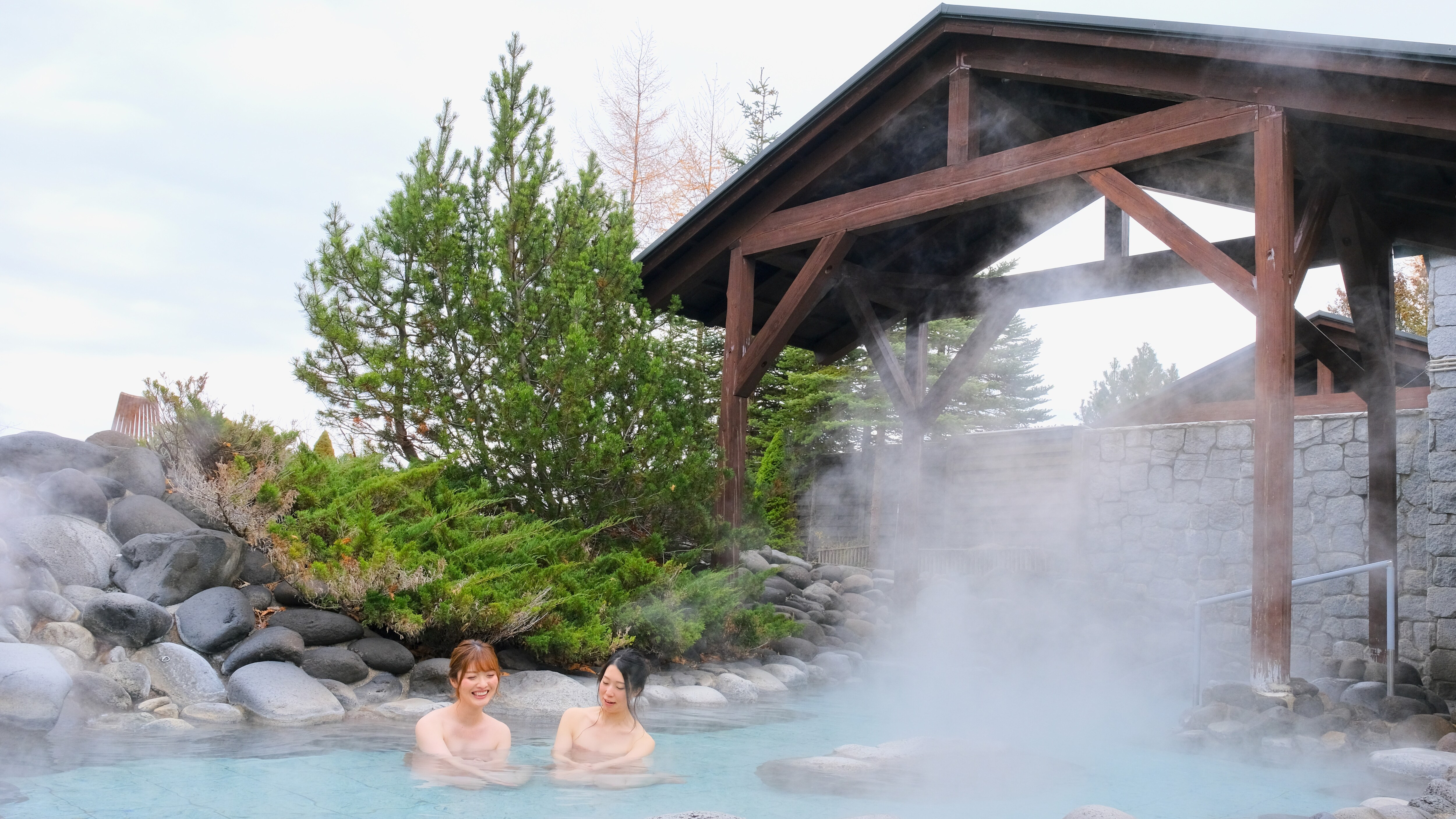 Open-air bath