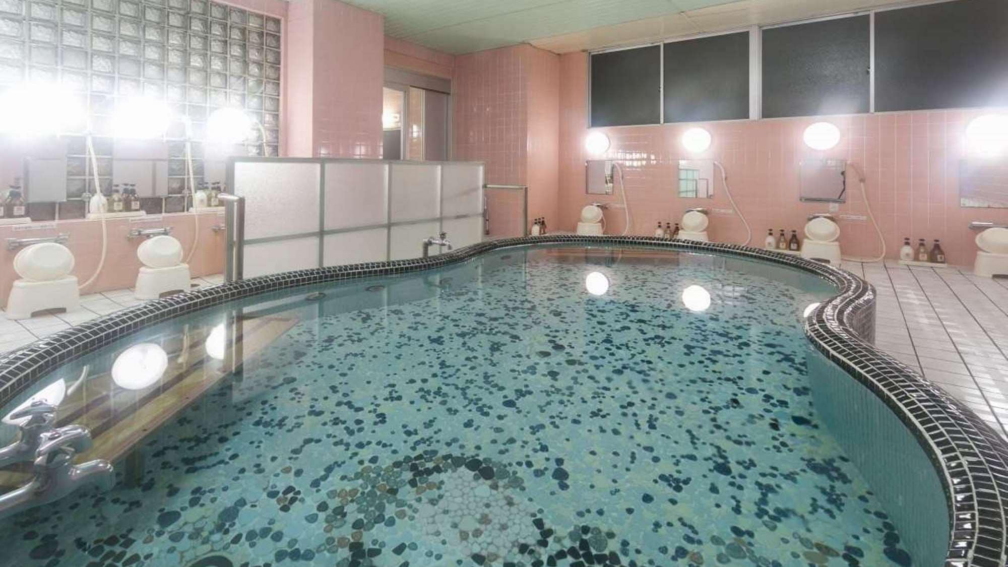 [Bath] Women's large bath/Please relax and soothe your fatigue.