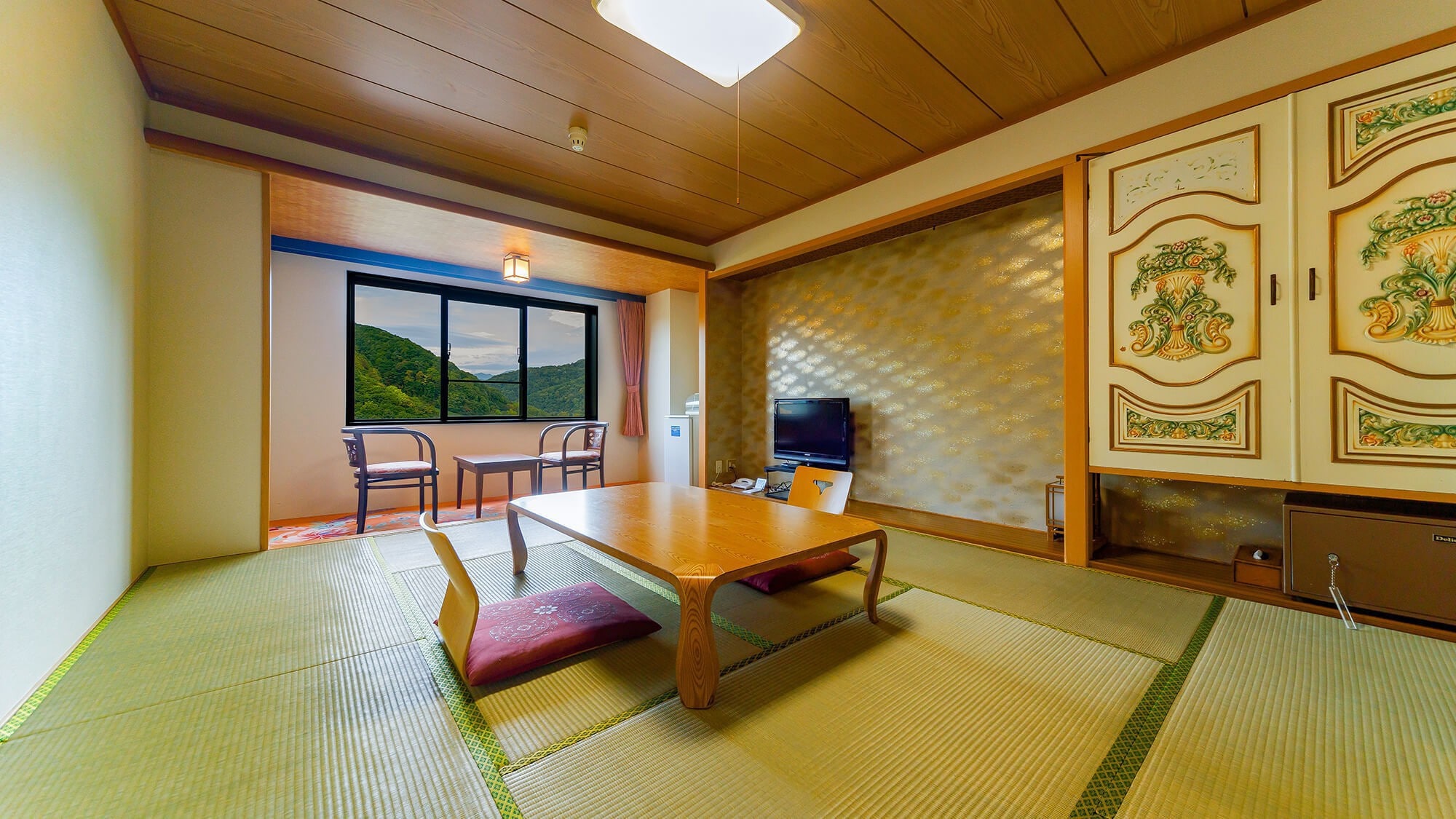 [Bangunan utama] Kamar bergaya Jepang 8-10 tikar tatami / Bangunan utama Kamar bergaya Jepang ideal bagi mereka yang ingin bepergian dengan wajar.
