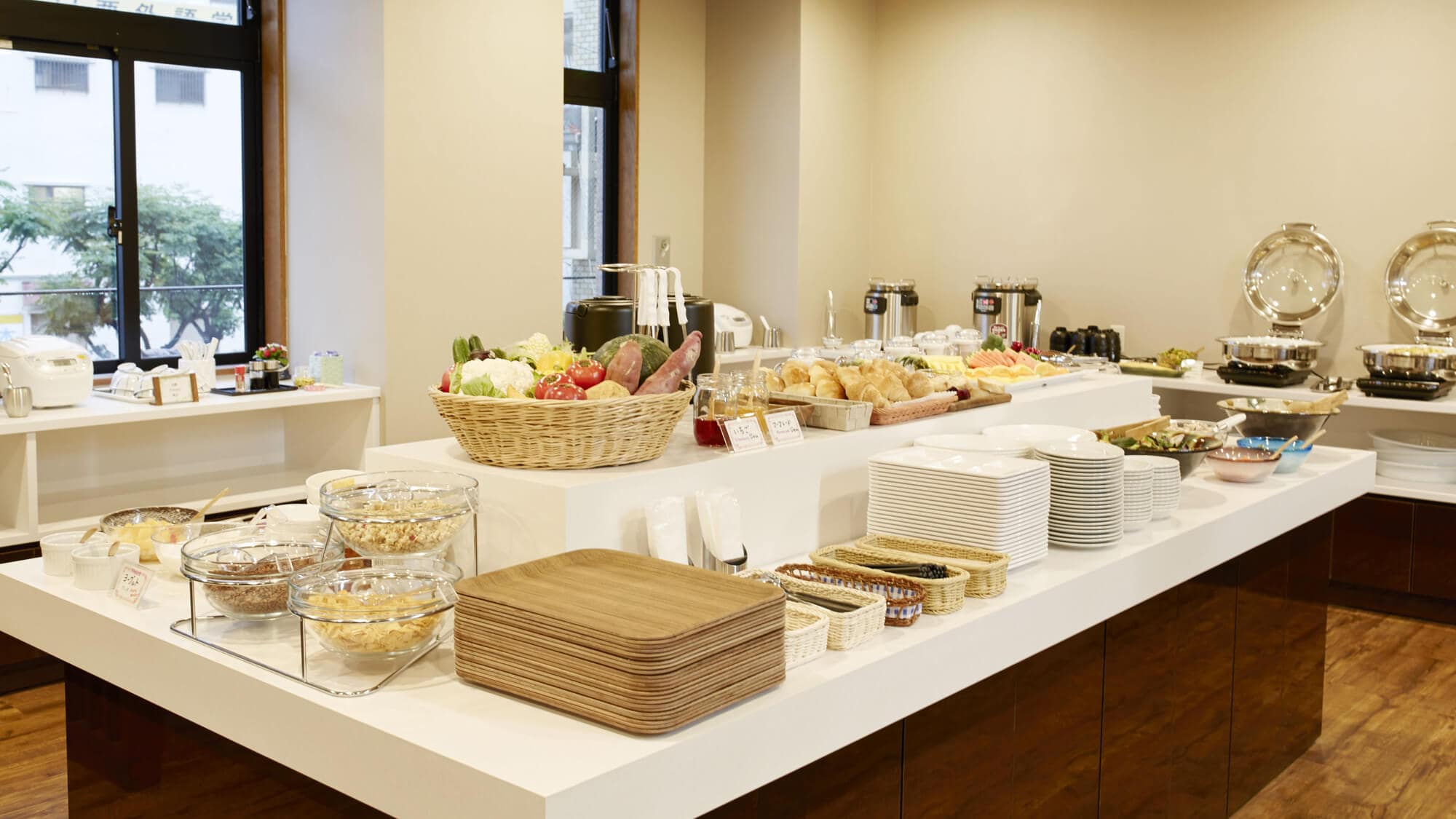 [3F Cafe Victoria] Japanese / Western buffet format