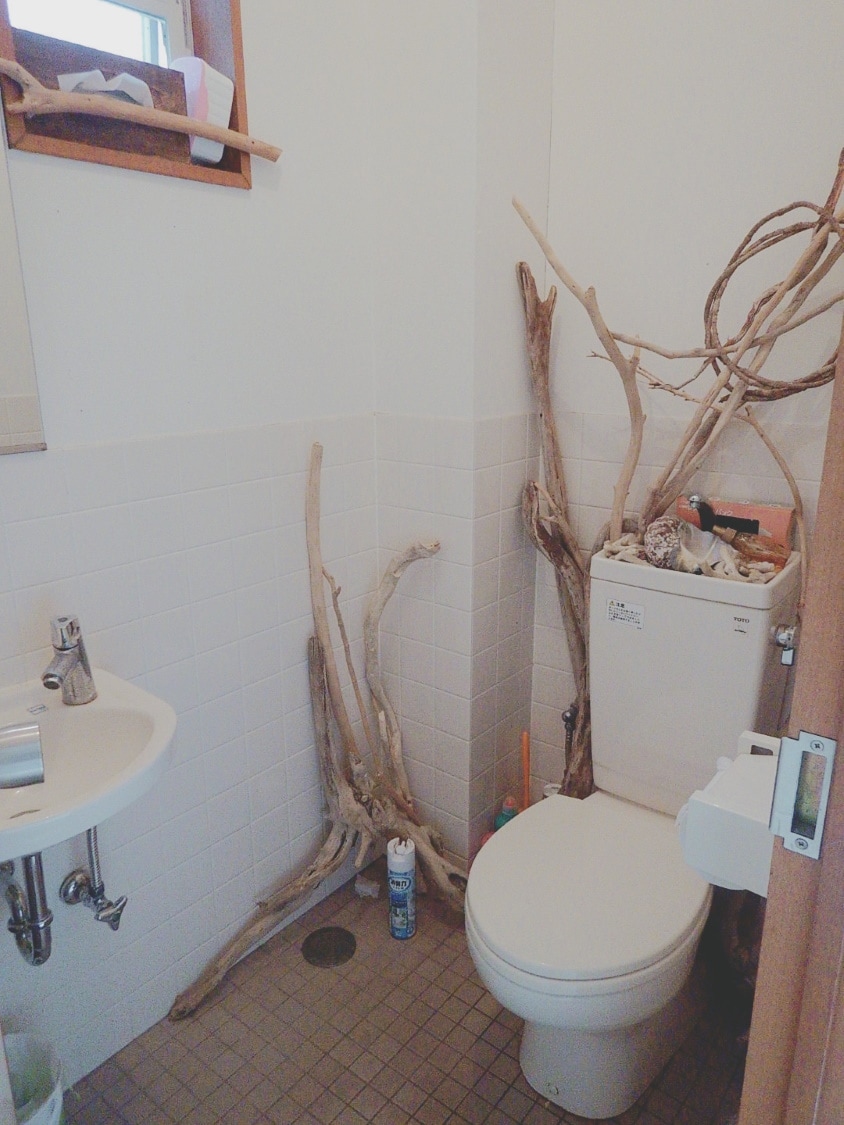 Toilet (shared)