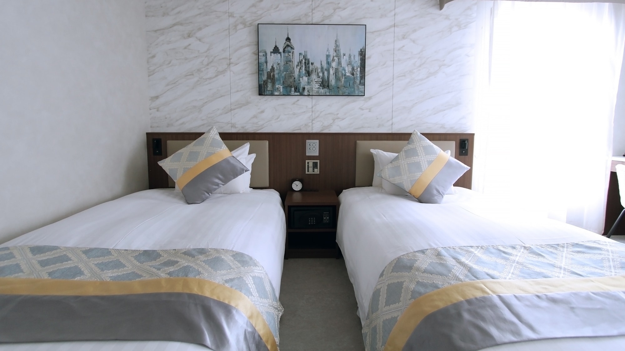 Premium Floor Superior Twin