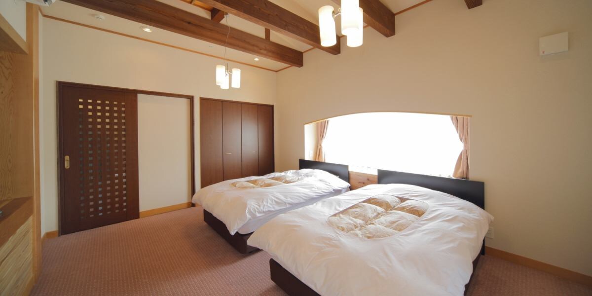 [Warakutei/Sachi] ~Special Japanese-Western style room with open-air hot spring bath~