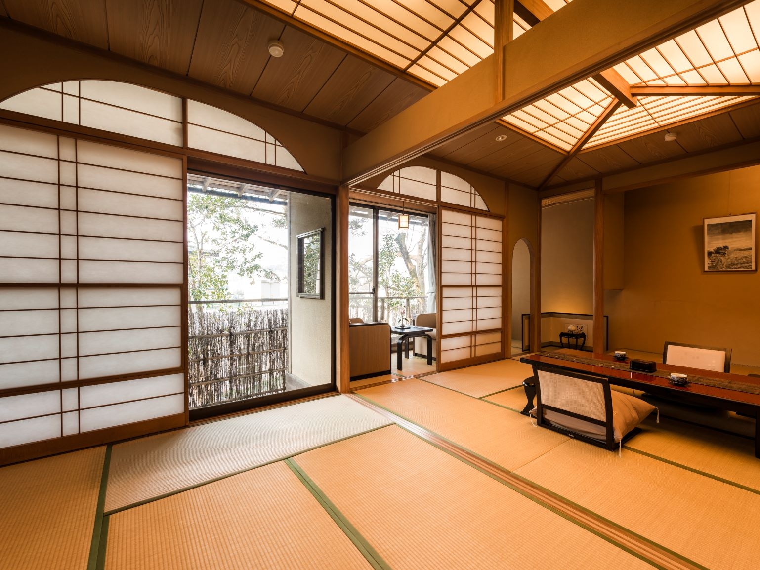 A special space that quietly stands still [Sukiya-style annex]