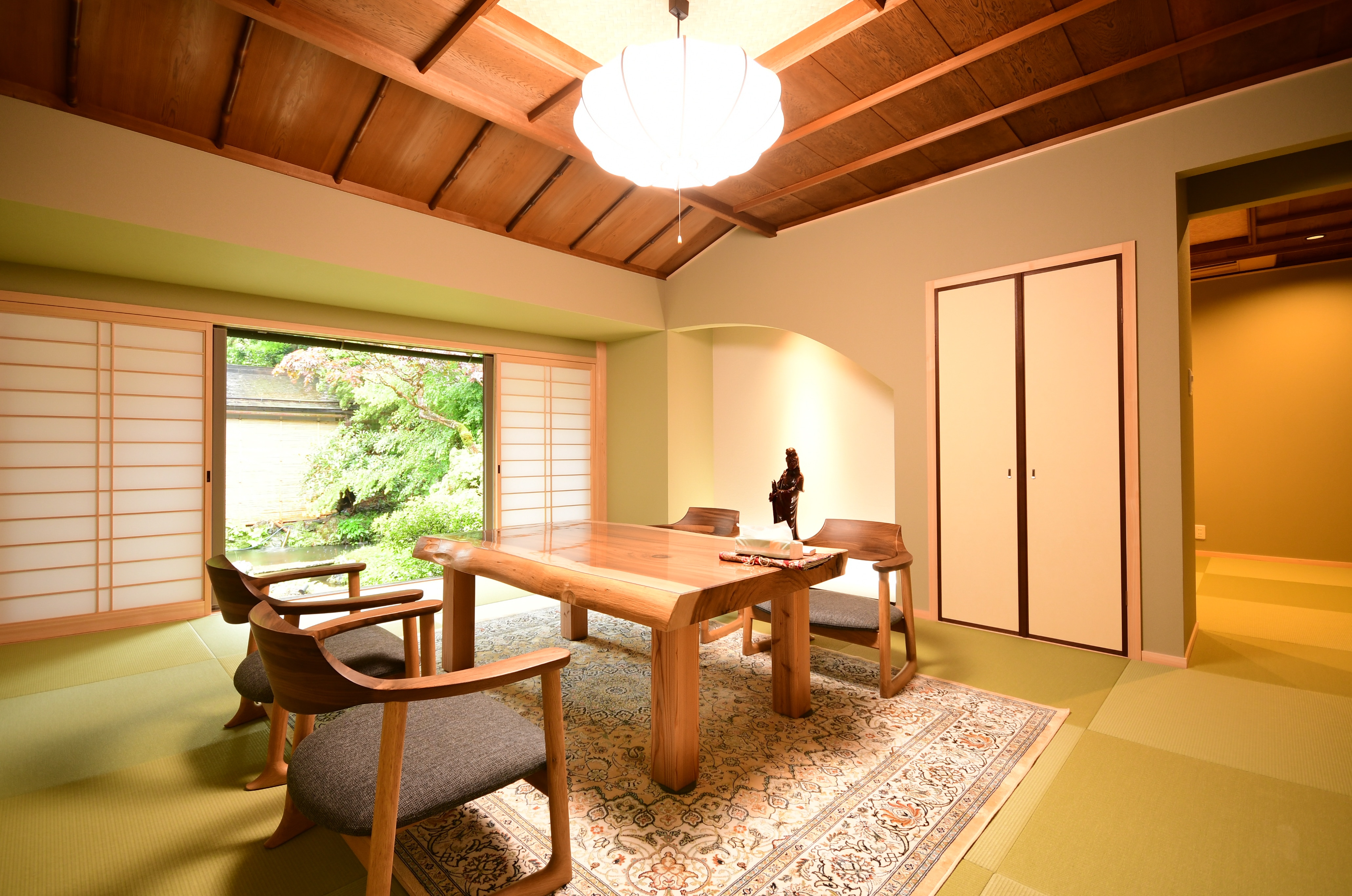 Superior Japanese-style room 9.5 tatami mats + 7.5 tatami mats Garden side (with toilet)