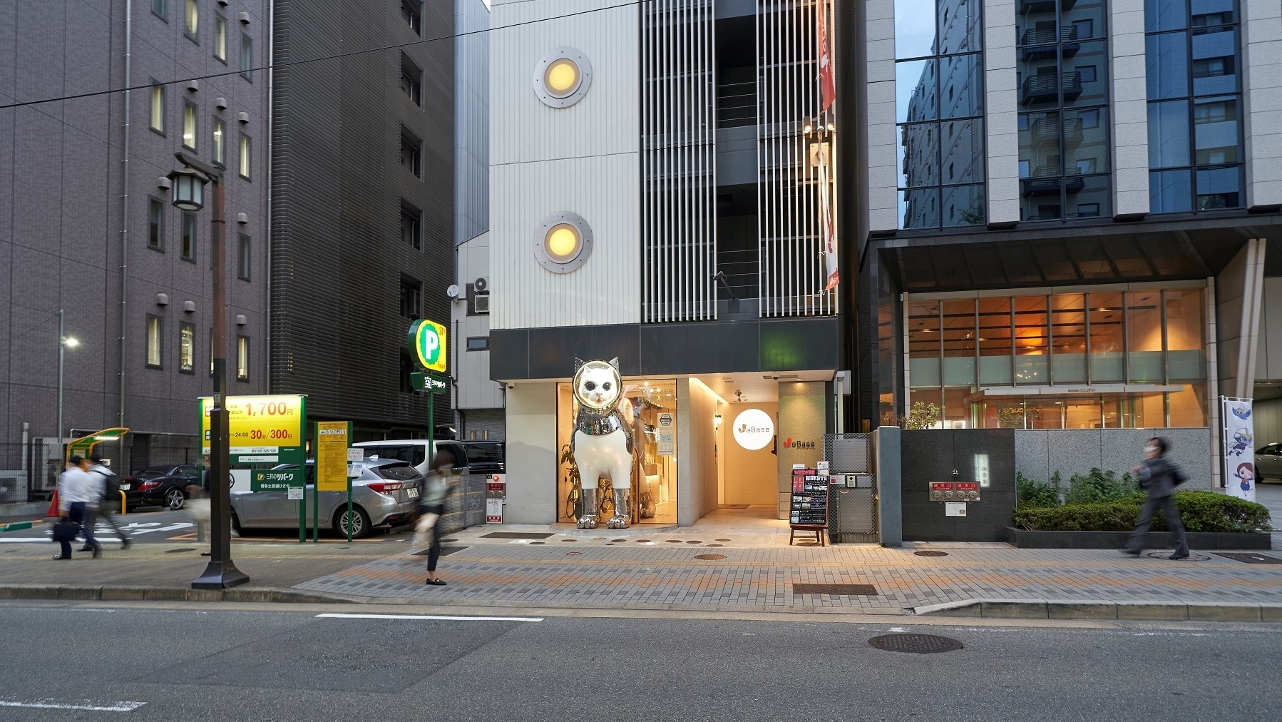 Appearance: 3 minutes walk from Nakasu Kawabata station. 3 minutes walk to Nakasu! 2 stations to Hakata. Hakata / Tenjin also operates a 100 yen bus!