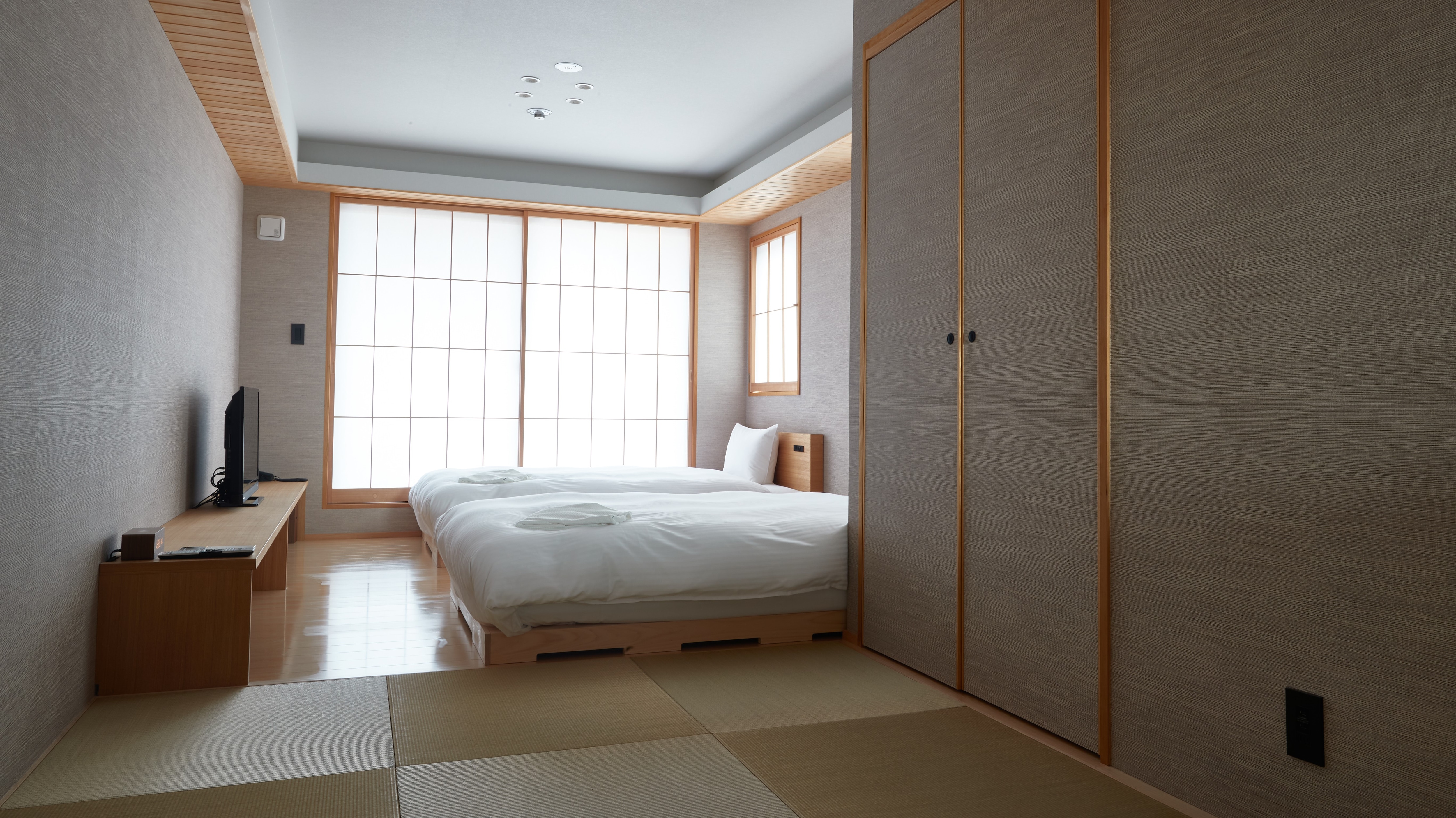 Deluxe Twin East [có sân thượng riêng] Tầng cao nhất (35,1㎡/giường rộng 120cm&lần;2 giường/sức chứa 1-4 người)