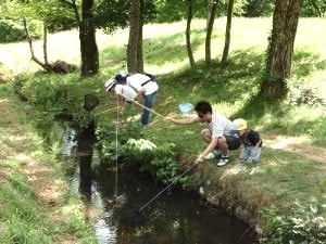 5 minutes walk! Uchida Crayfish Fishing Spot