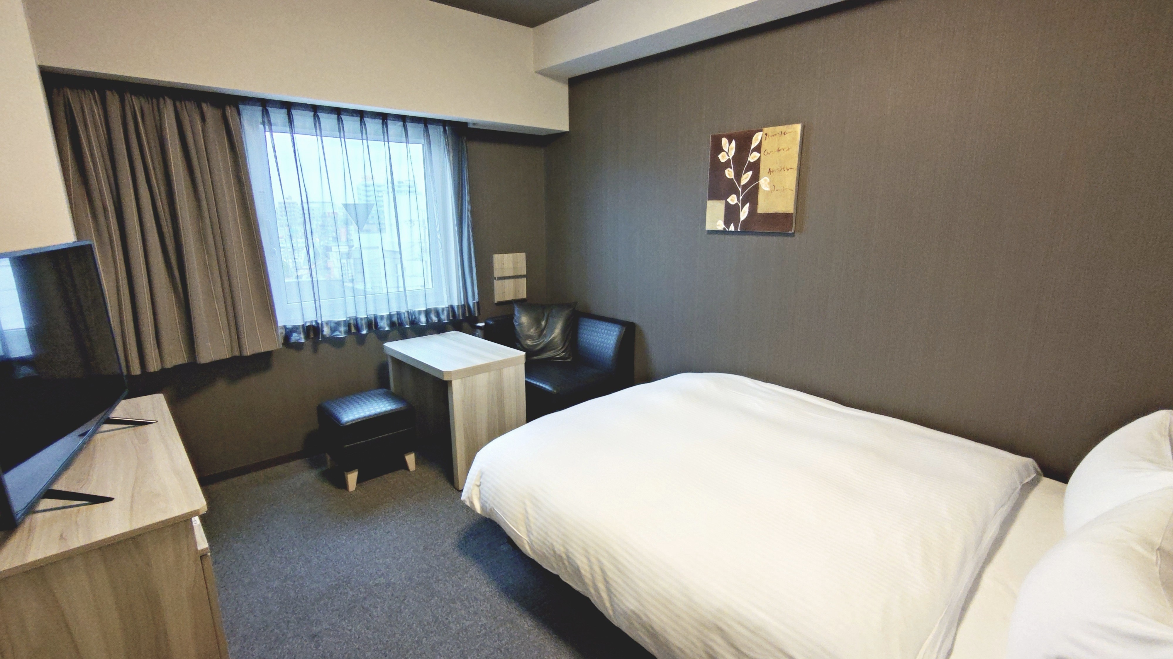 Semi-double room