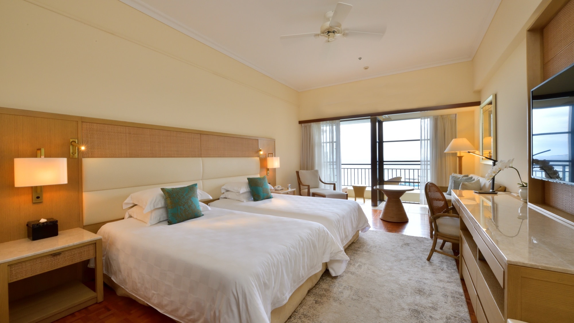 Standard Floor Deluxe Elegant Oceanfront/43㎡